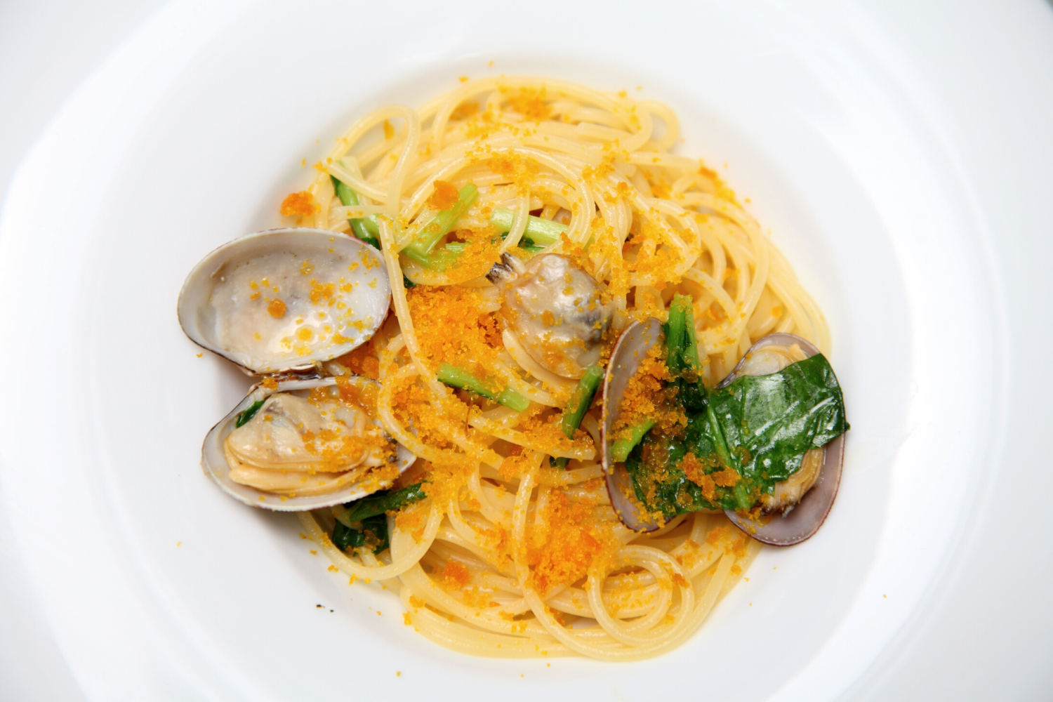 Spaghetti vongole e bottarga