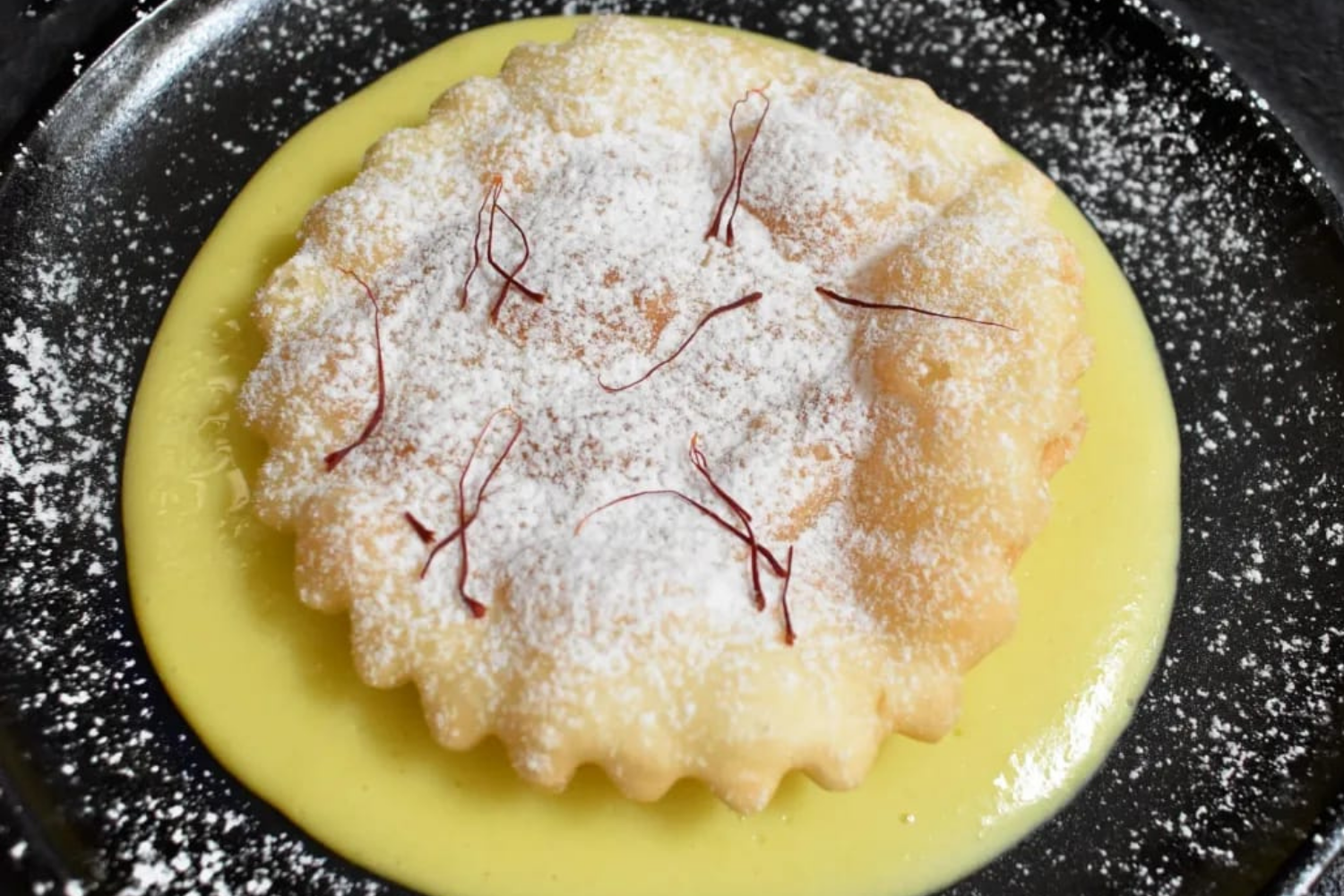 Seadas con zafferano e passito