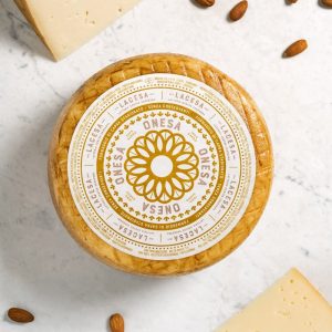 Onesa Formaggio Caprino stagionato 350-400gr - Cooperativa Lacesa